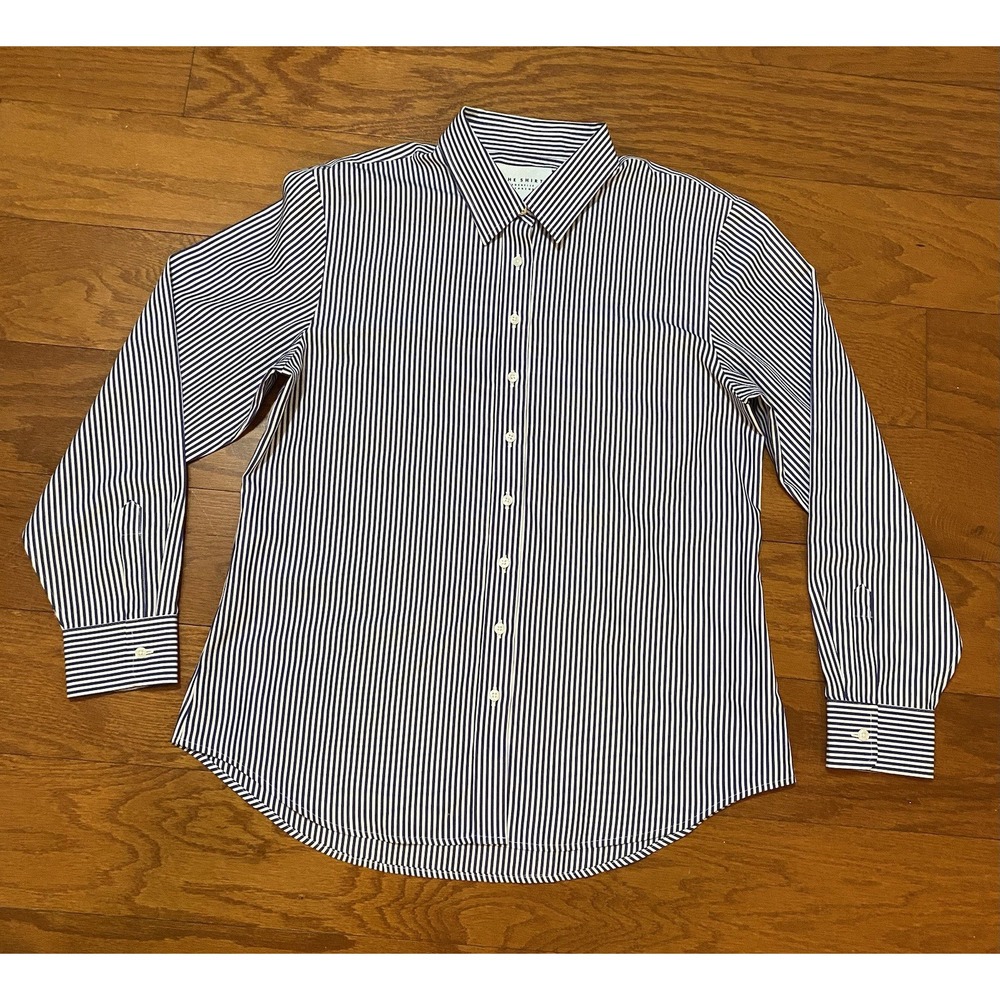 The Jet Set Icon Shirt Rochelle Behrens Size Medium Button Up Blue White Stripe